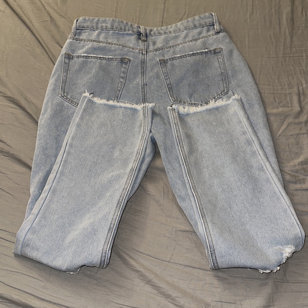 Forever 21 Ripped Jeans - Picture 3 of 4